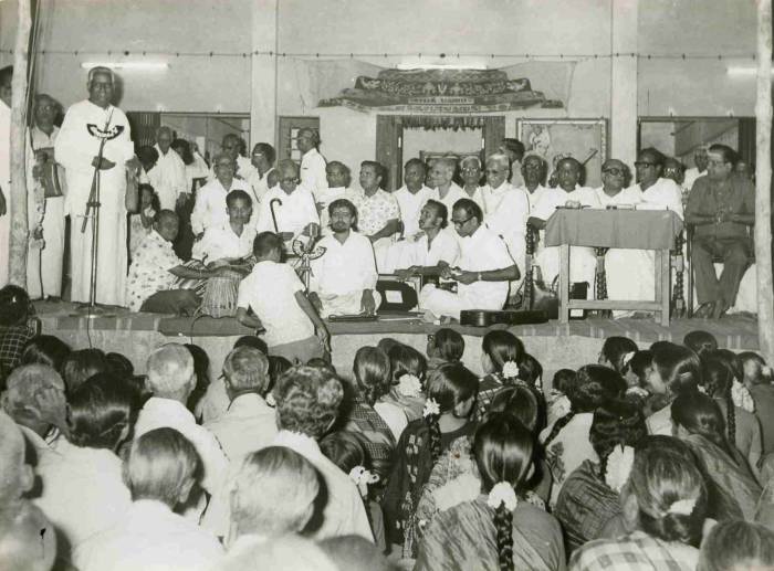 Sri G.R.Mahadevan concert during the Record release function.